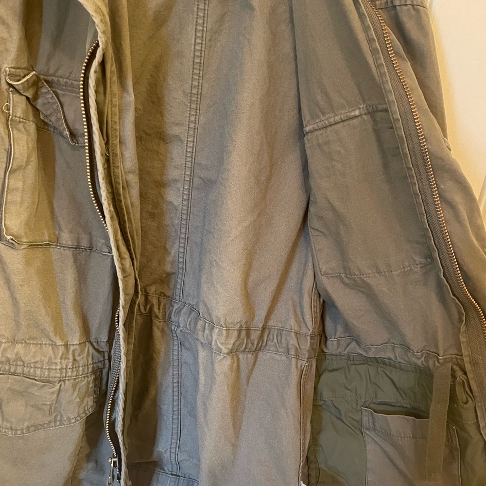 Nwot Gap Utility Jacket - image 3